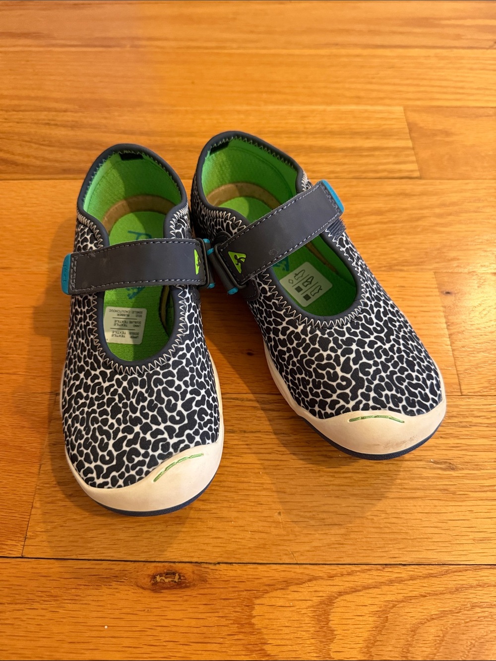 Place Chloe Mary Jane Washable Sneaker